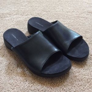 NWOT Croft &Barrow Black slide sandals 10W